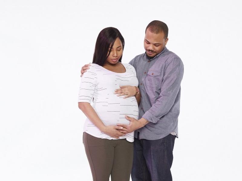 Pregnant-couple-1